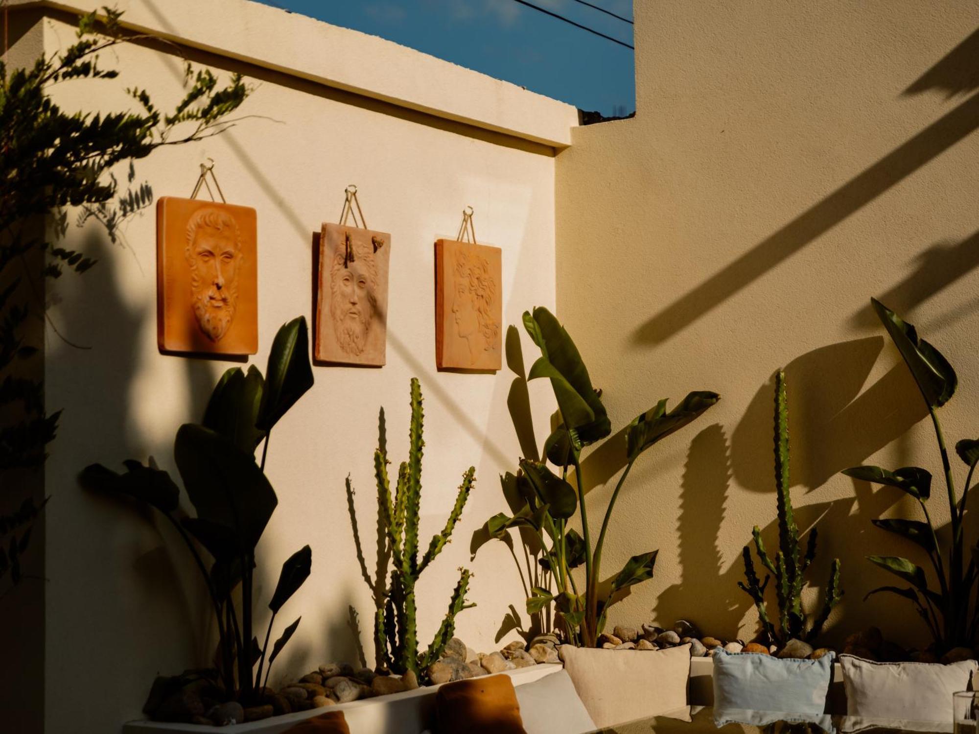 Barba Boutique Hotel Korça Exteriör bild