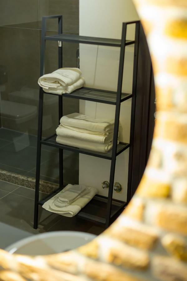 Barba Boutique Hotel Korça Exteriör bild
