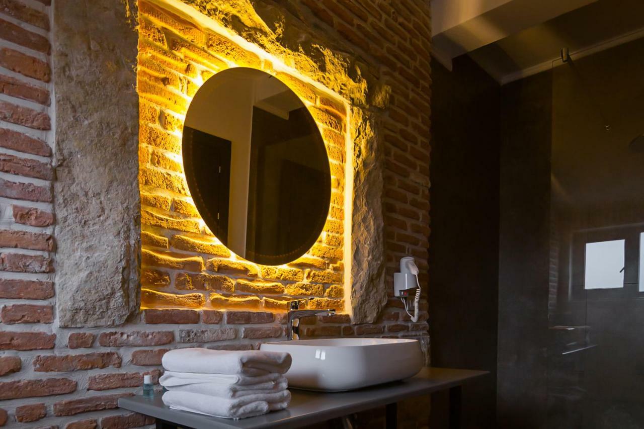 Barba Boutique Hotel Korça Exteriör bild