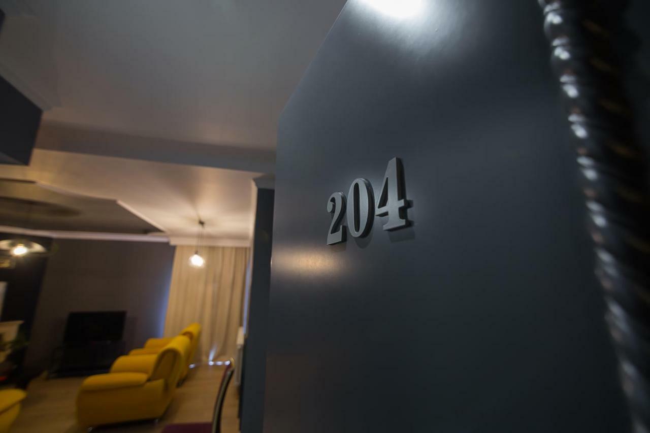 Barba Boutique Hotel Korça Exteriör bild